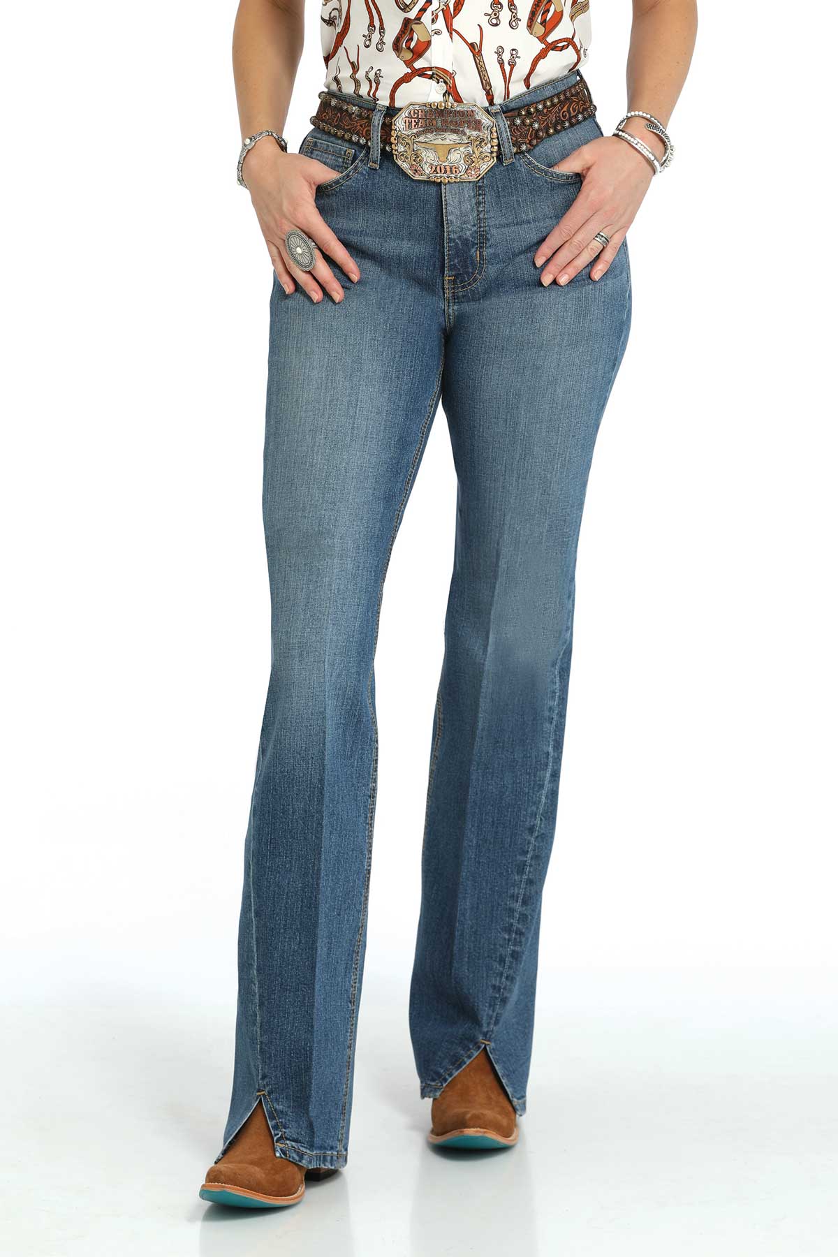 Cinch Womens Skylar Flare Medium Stone Jeans